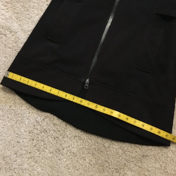 3Stones Vancouver Flattering Fitted Hooded Jacket - Picture 15 of 16